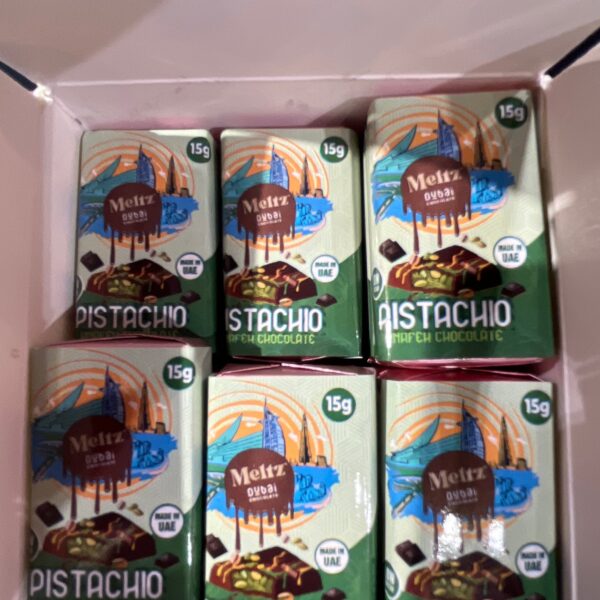 Pistachio knafeh mini Dubai chocolate